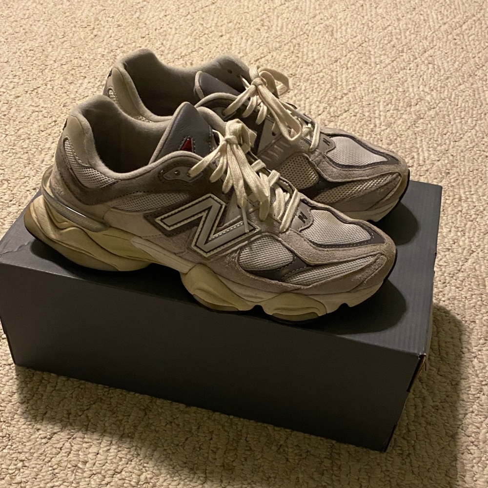 New Balance 9060 Grey Sneakers